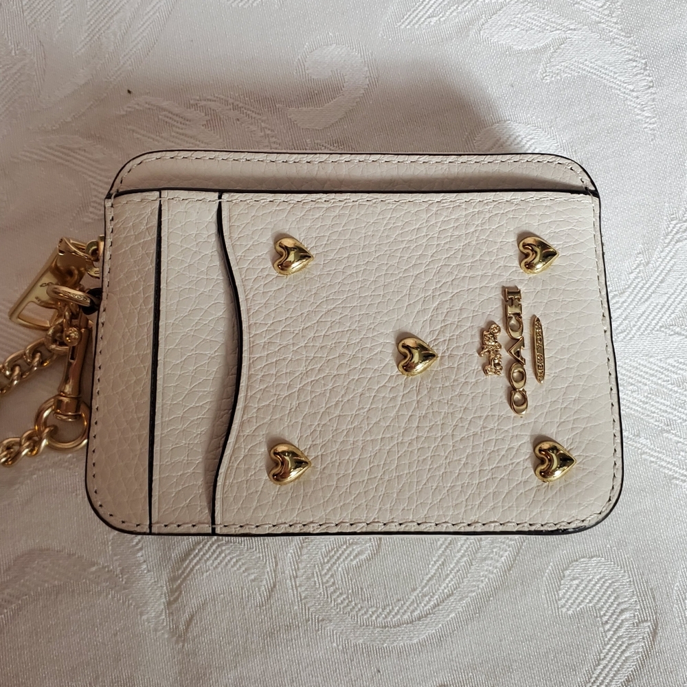Coach Valentine's 2026 Chalk Cream Gold Heart Studded Card Case Wallet - Picture 4 of 7